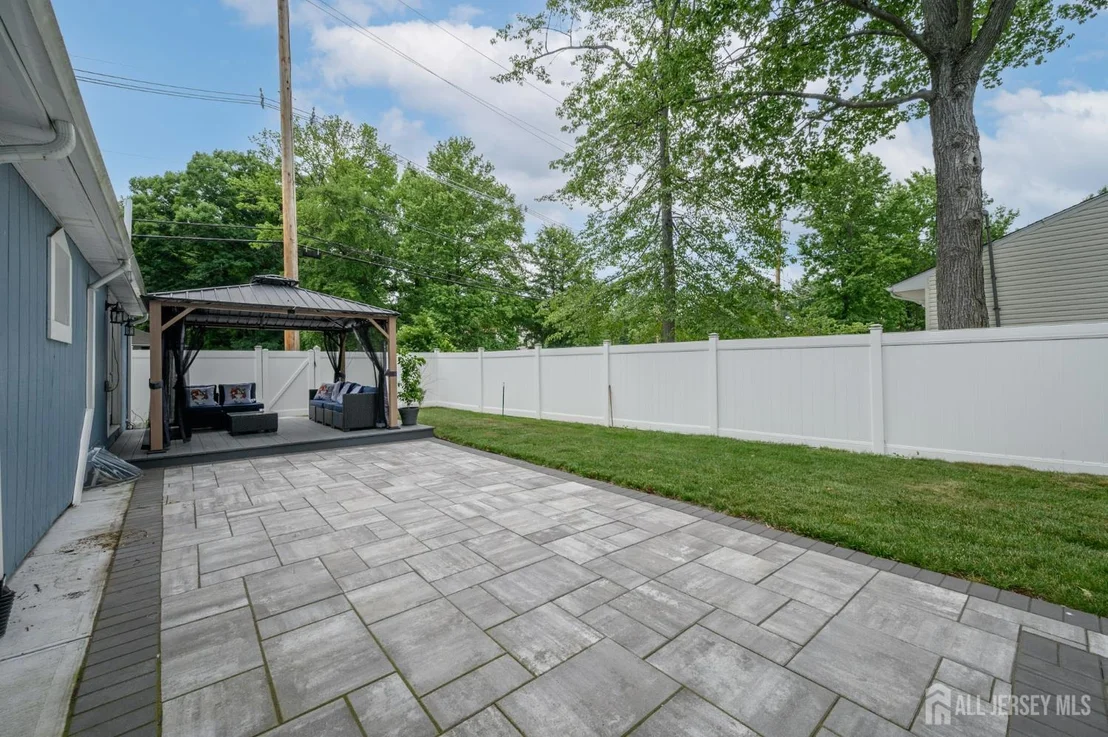 Photo of 519 Calvert Road