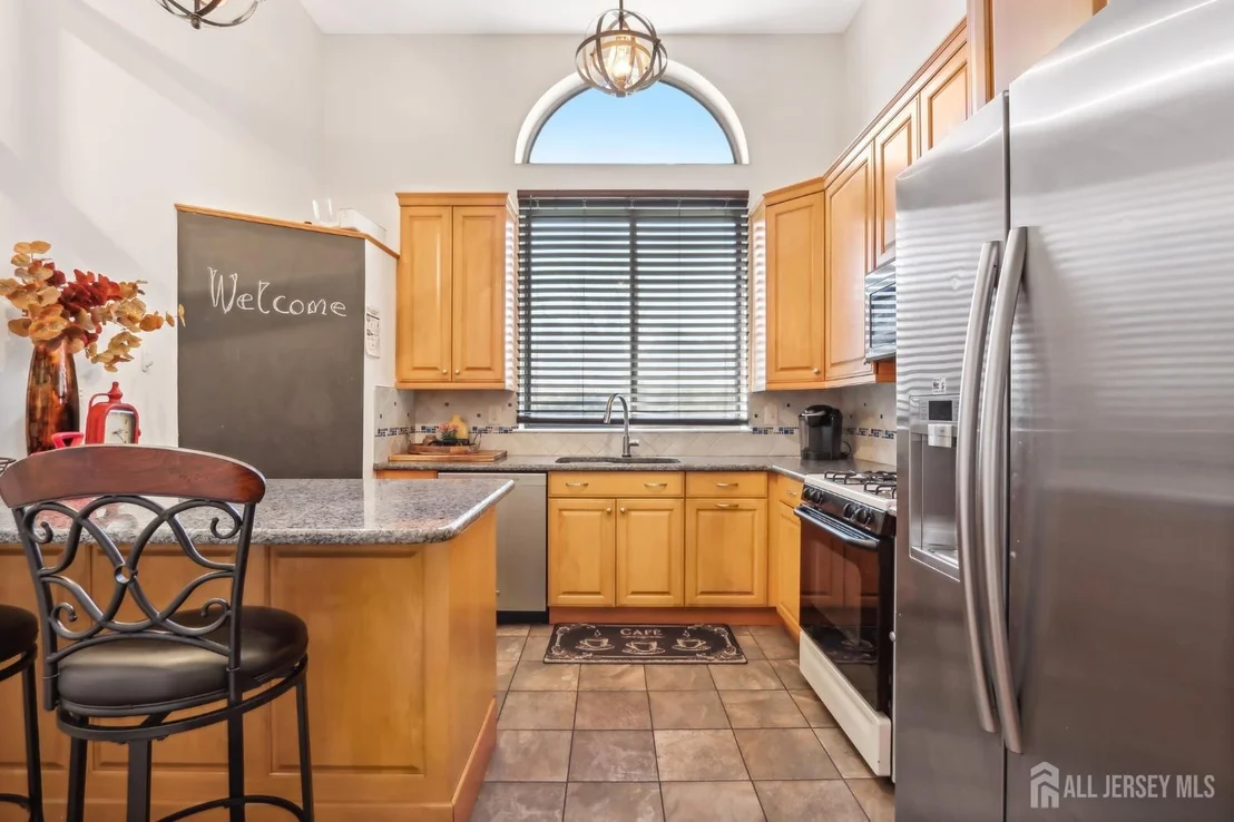 Photo of 627 Sayre Drive