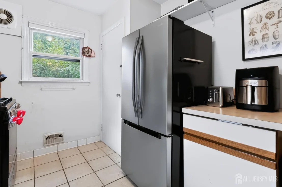 Photo of 163 Albert Avenue