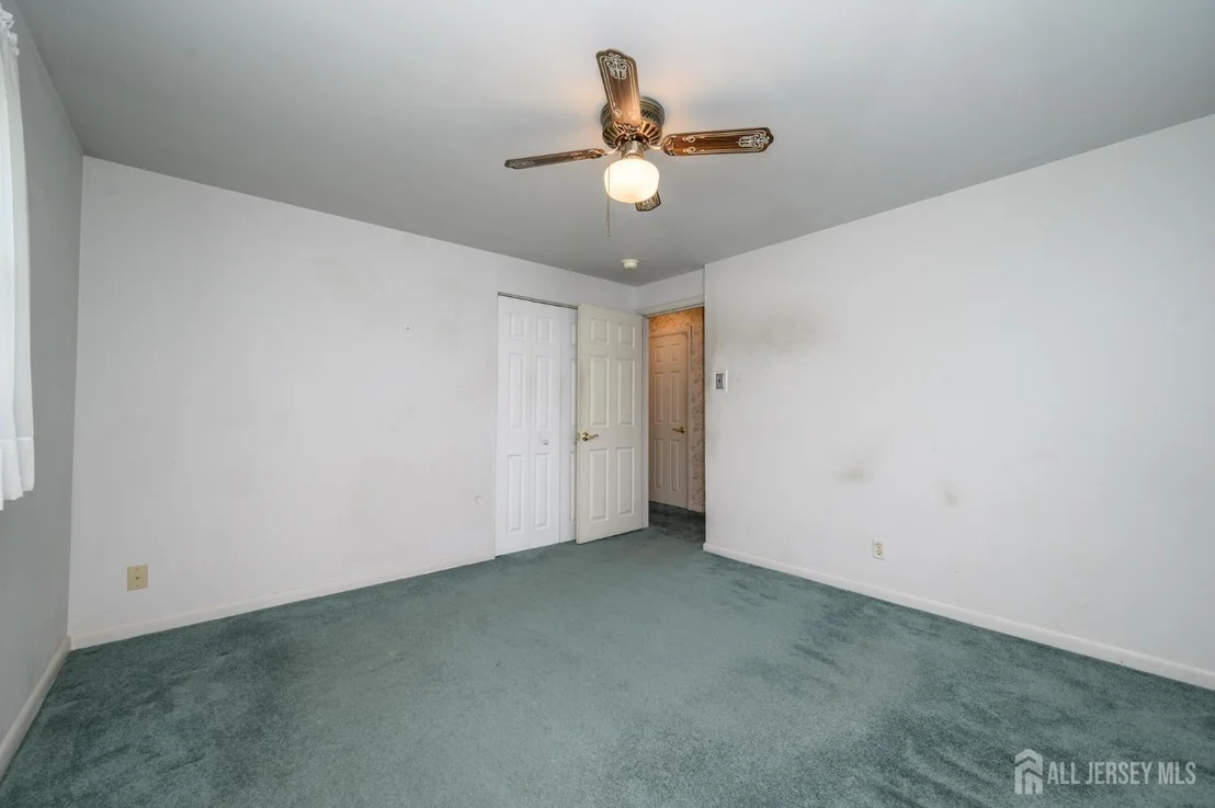 Photo of 422 King George Road