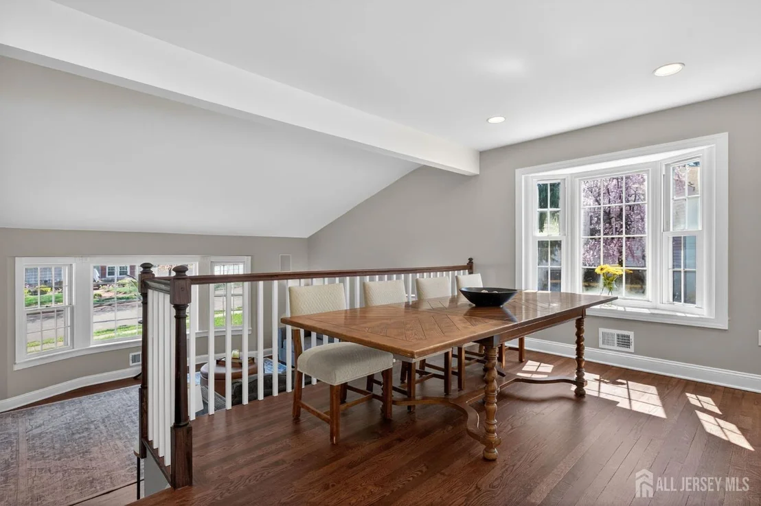 Photo of 8 Starodub Drive