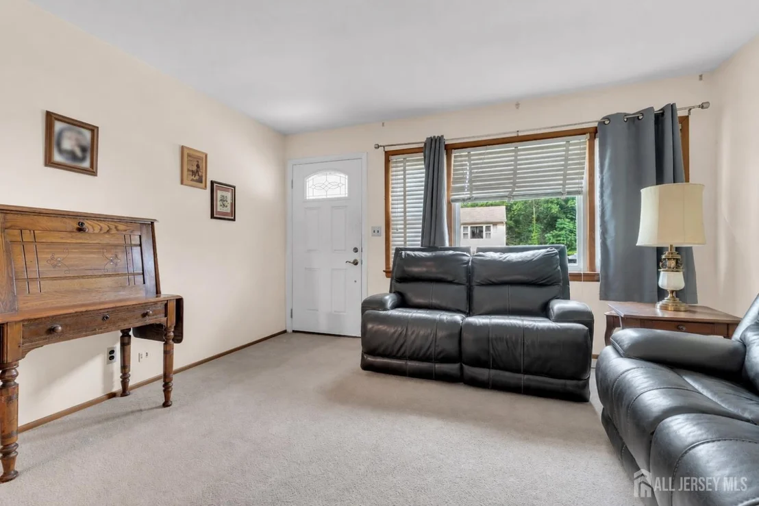 Photo of 231 Temple Way