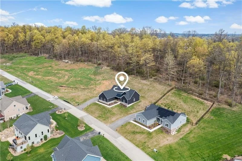 Photo of 300 TIMBERLINE DR
