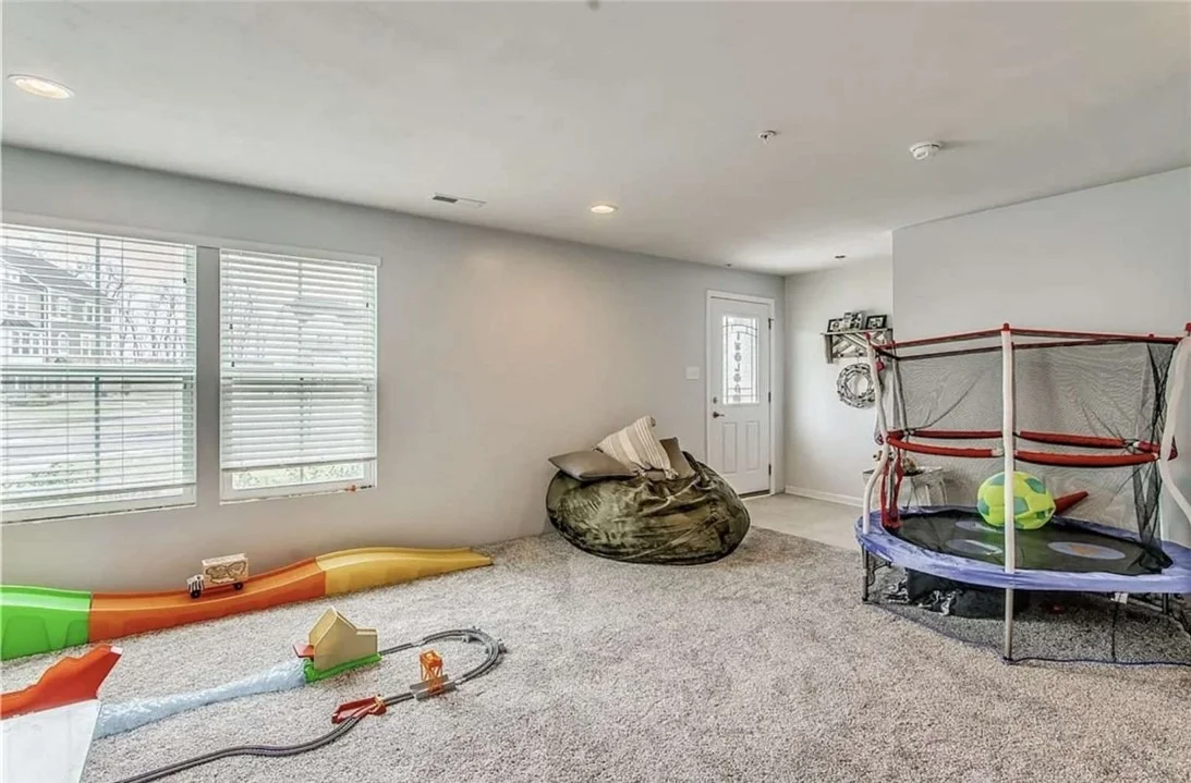 Photo of 4052 Overview Dr