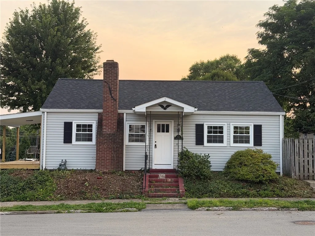 Photo of 151 Walnut St