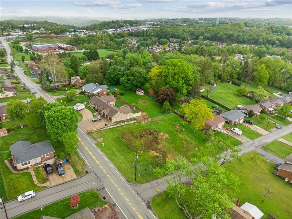 Photo of 361 Carpenter Ln