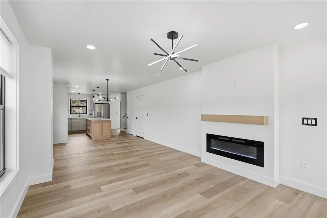 Photo of 517 Harmony Rd