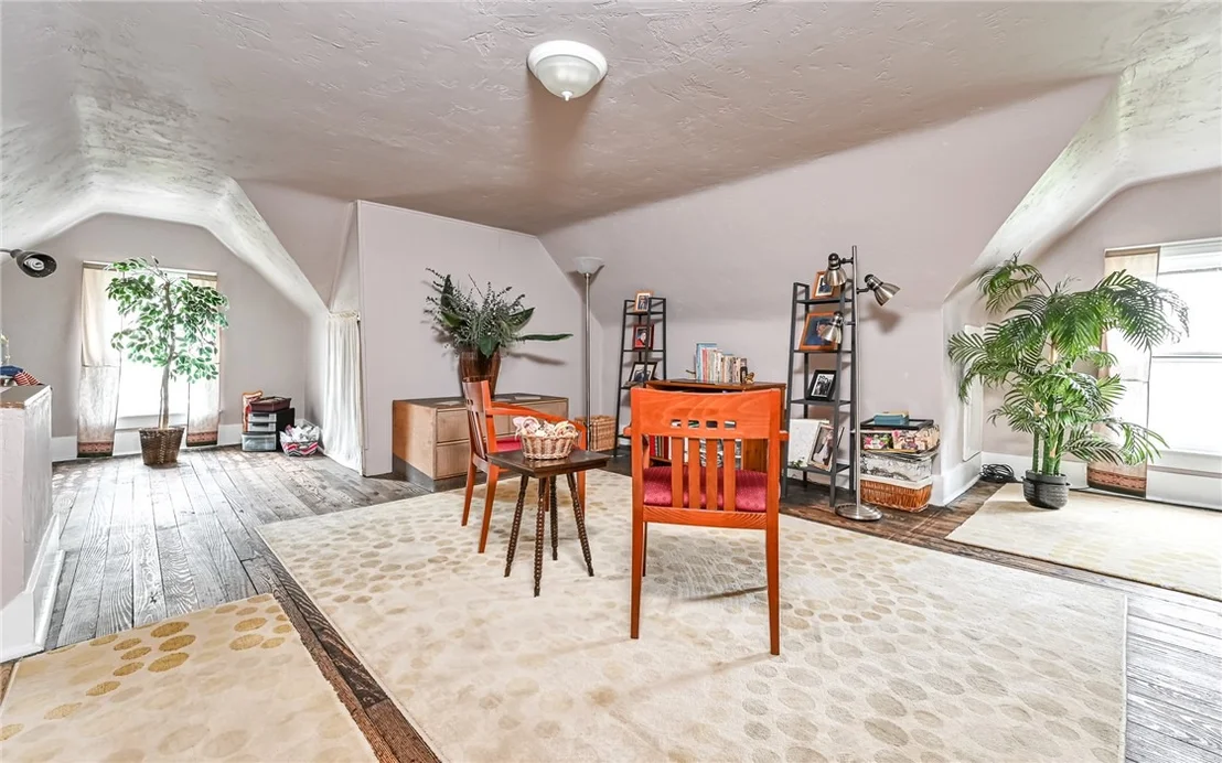 Photo of 339 Park St