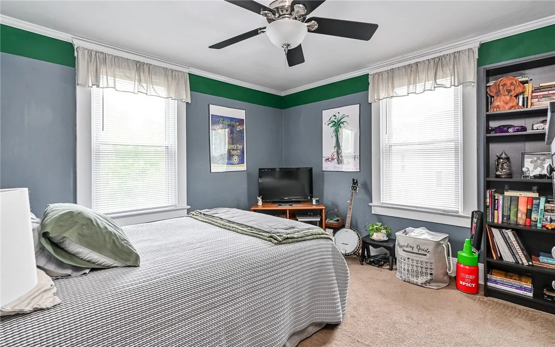 Photo of 339 Park St
