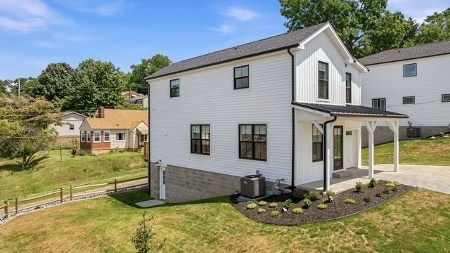 Photo of 517 Harmony Rd