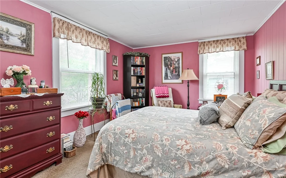 Photo of 339 Park St