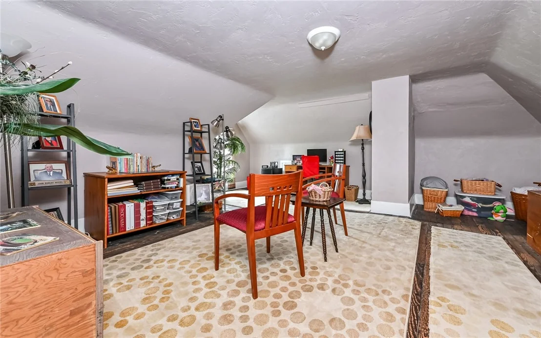 Photo of 339 Park St