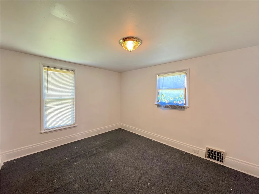 Photo of 3003 Riverside Dr