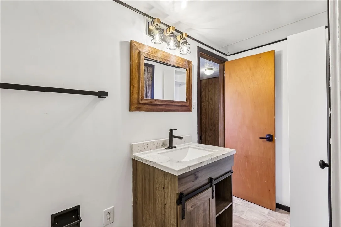 Photo of 480 Allison