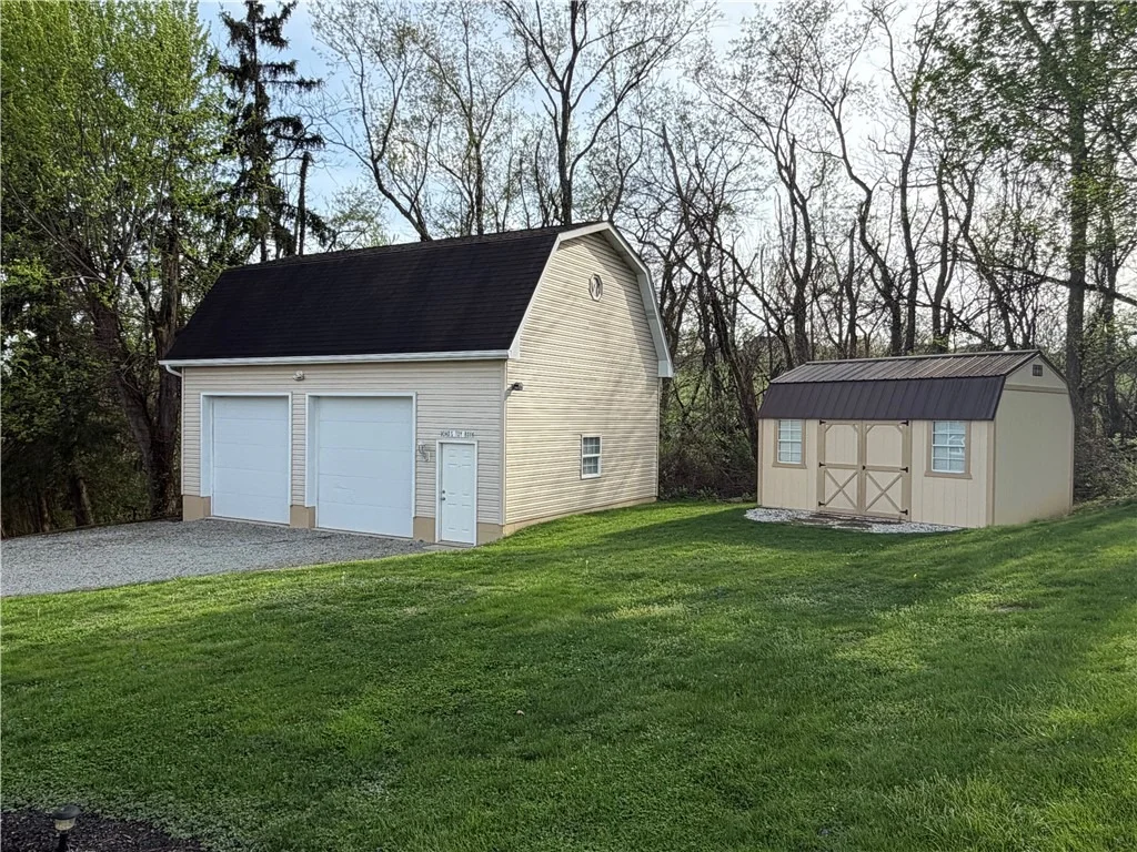 Photo of 120 Crestview Mnr