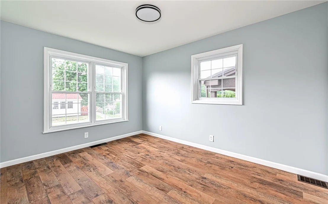 Photo of 151 Walnut St