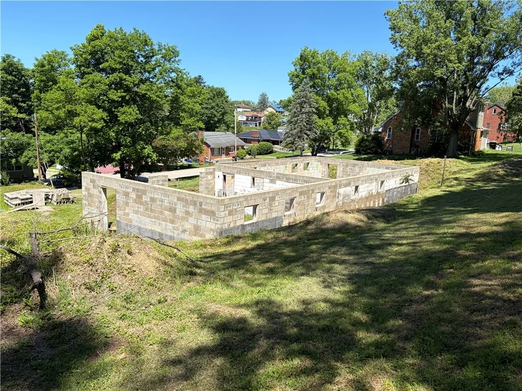 Photo of 250 Hazel Kirk