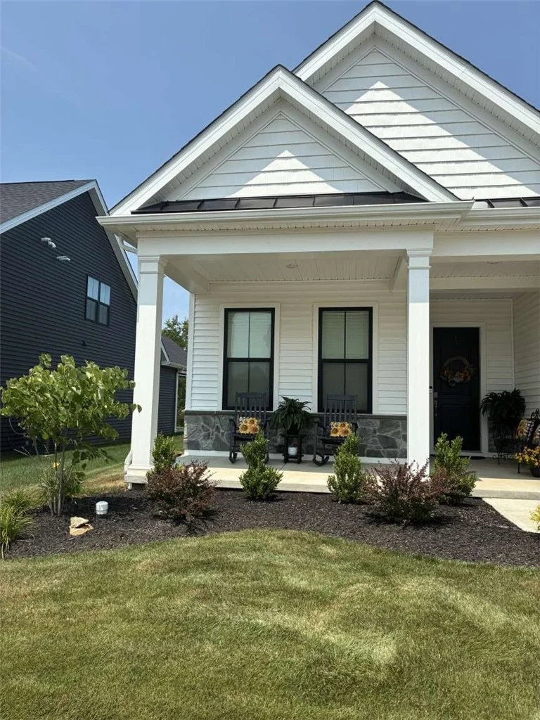 Photo of 1033 Pasture Dr