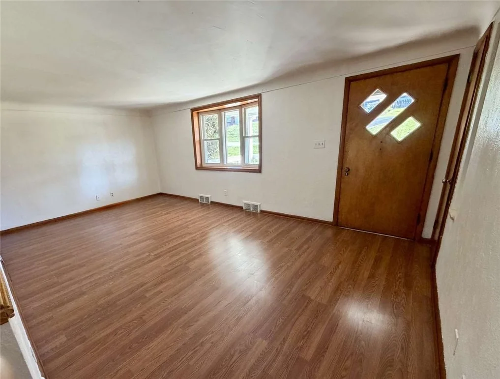 Photo of 1321 Hornbake Dr