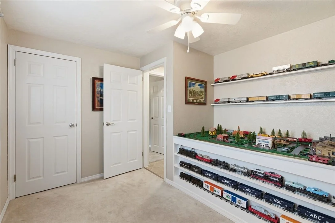 Photo of 120 Crestview Mnr