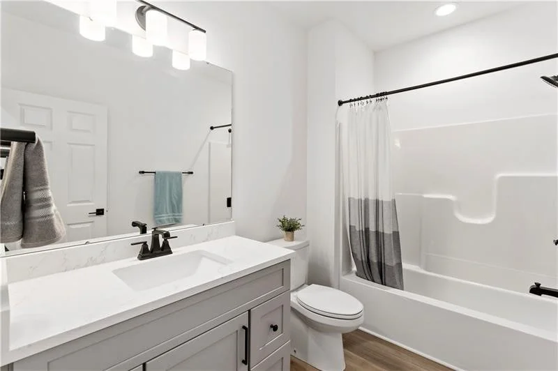 Photo of 300 TIMBERLINE DR