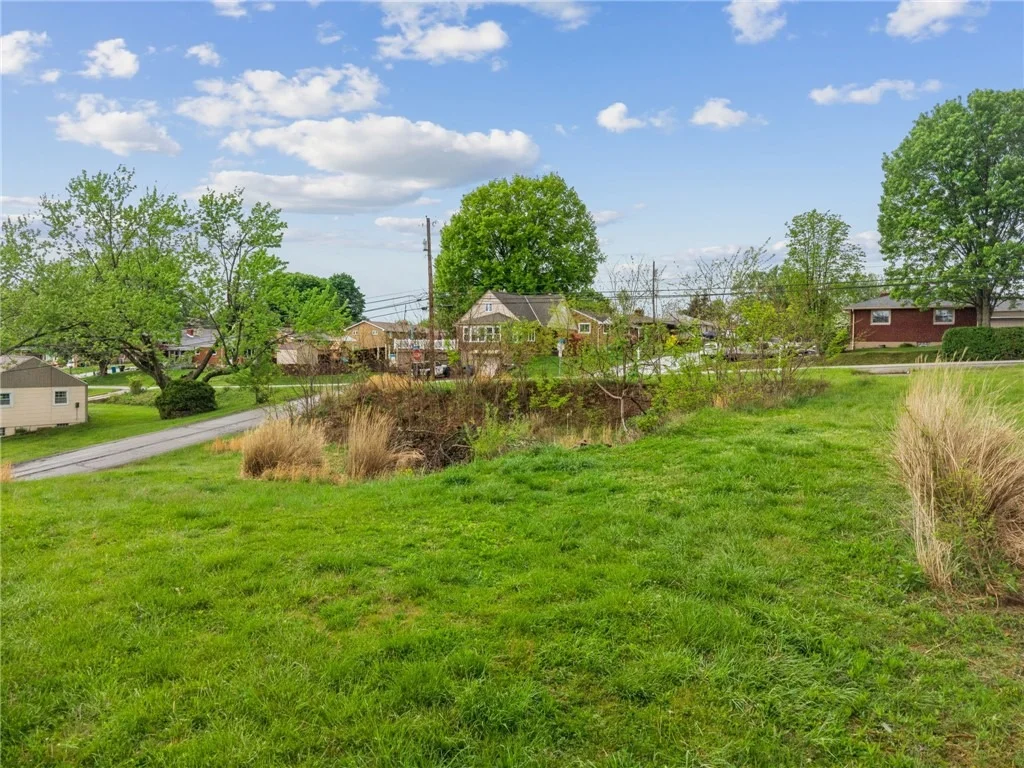 Photo of 361 Carpenter Ln