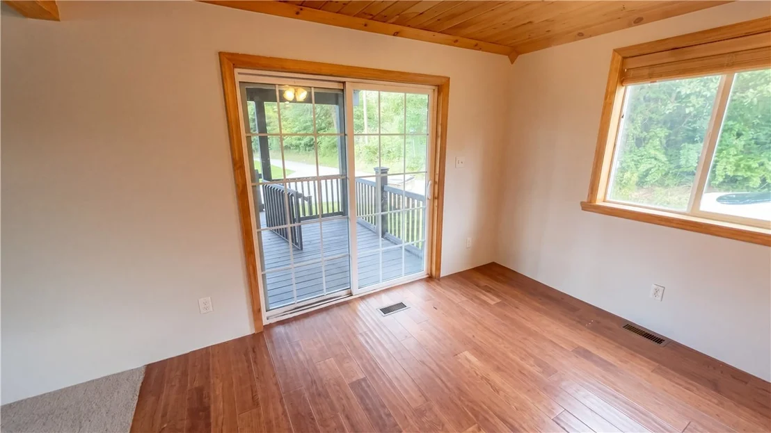 Photo of 101 2nd St