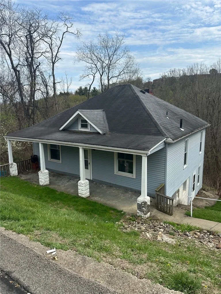 Photo of 500 Pointview Rd