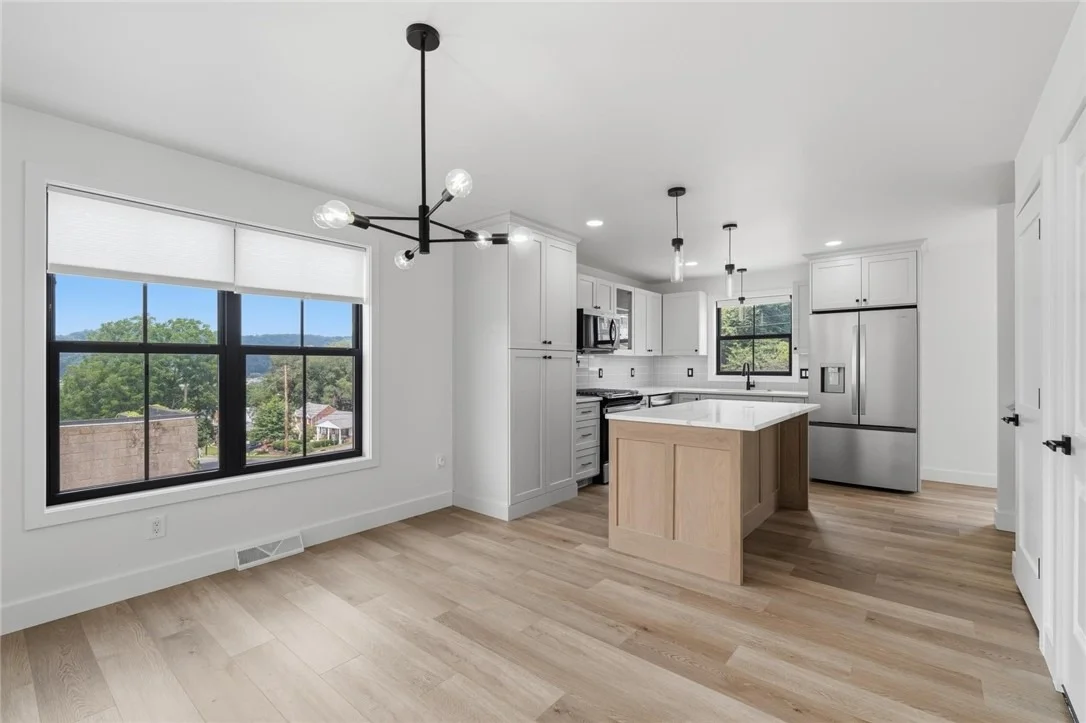 Photo of 517 Harmony Rd