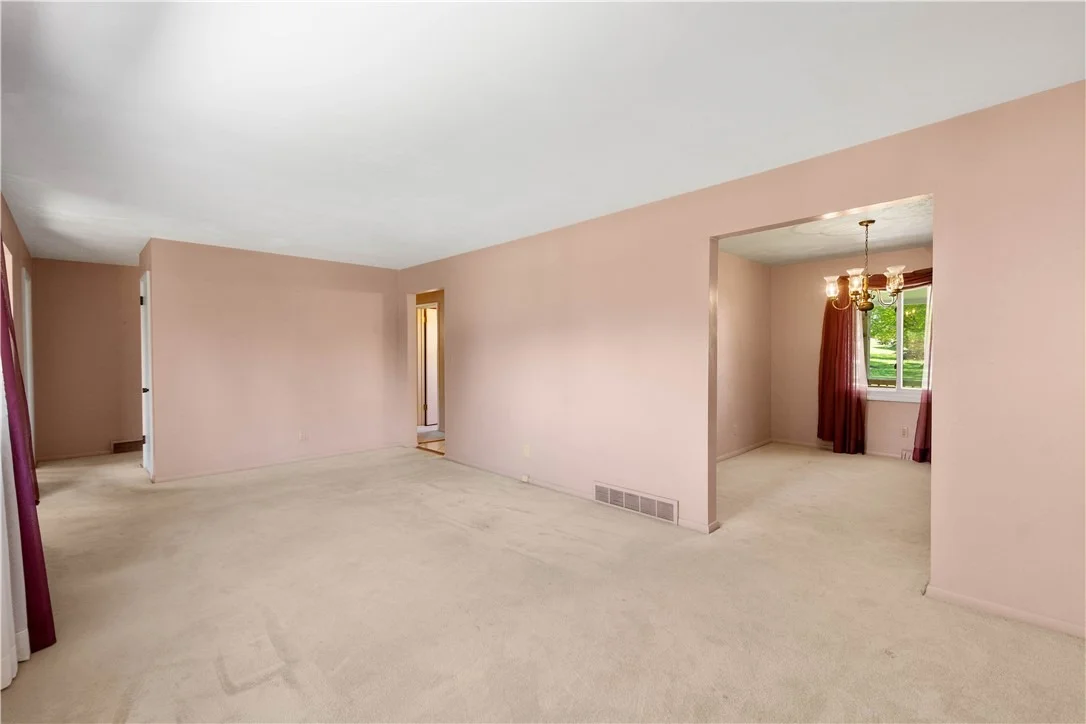 Photo of 82 Webb Drive