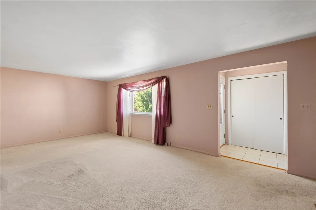 Photo of 82 Webb Drive