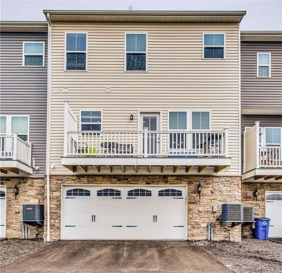 Photo of 4052 Overview Dr