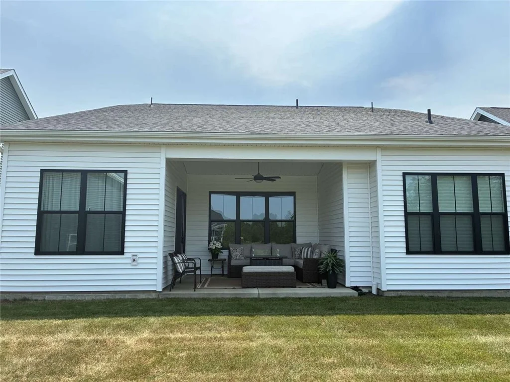 Photo of 1033 Pasture Dr