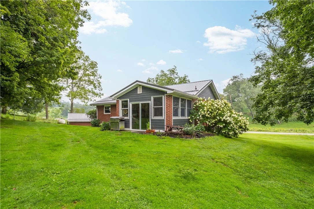 Photo of 212 Brownlee Road