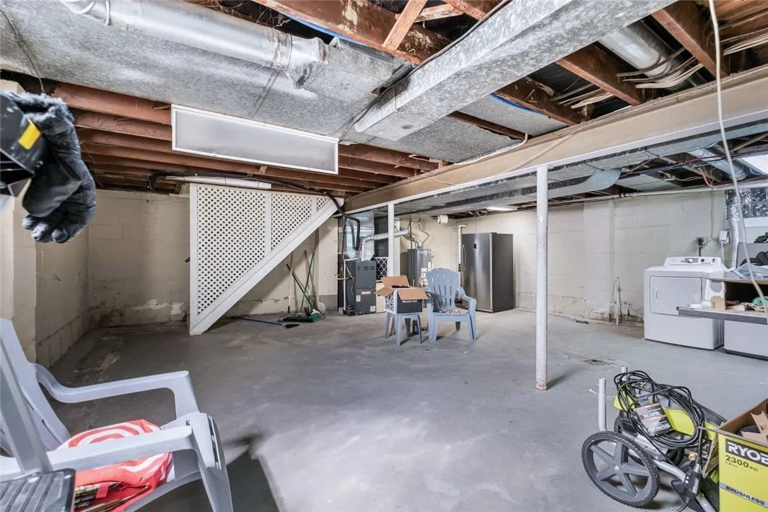 Photo of 231 Webster Dr