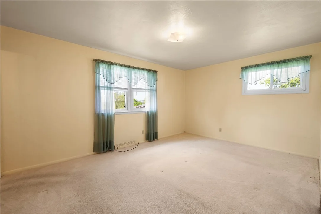 Photo of 82 Webb Drive