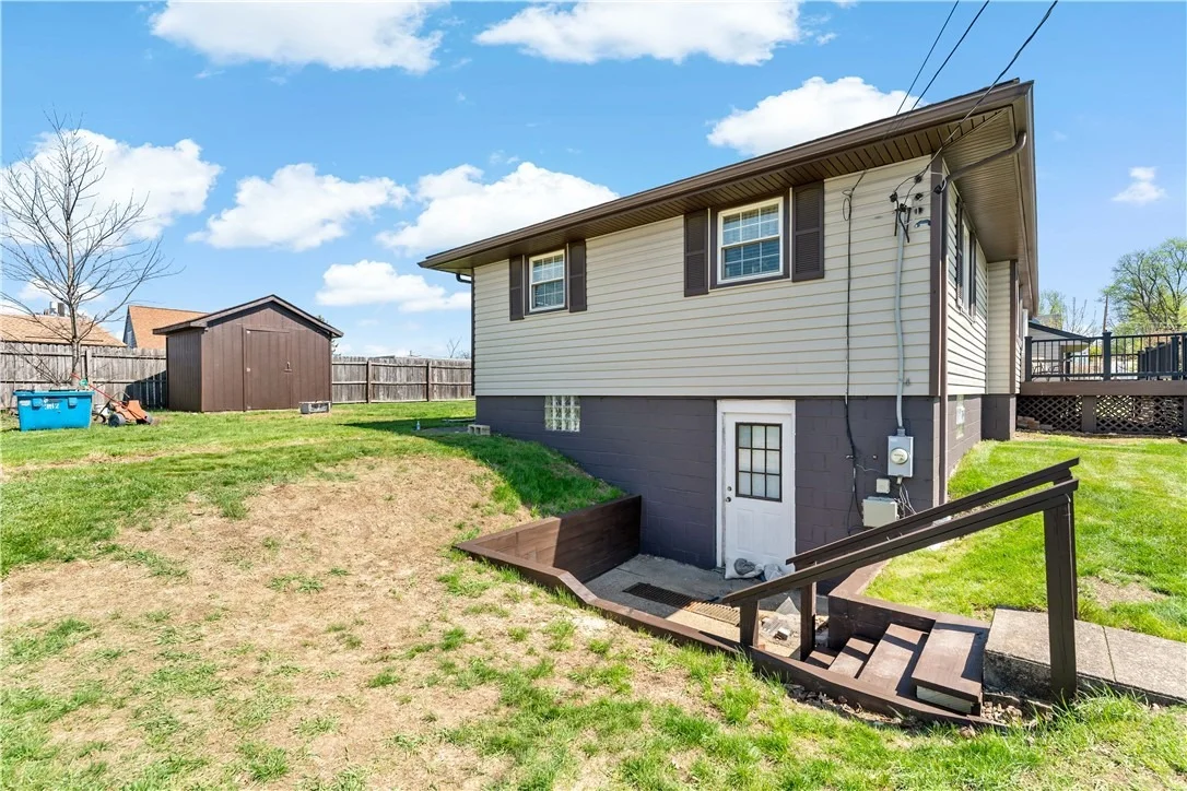 Photo of 9 MIDWAY DR