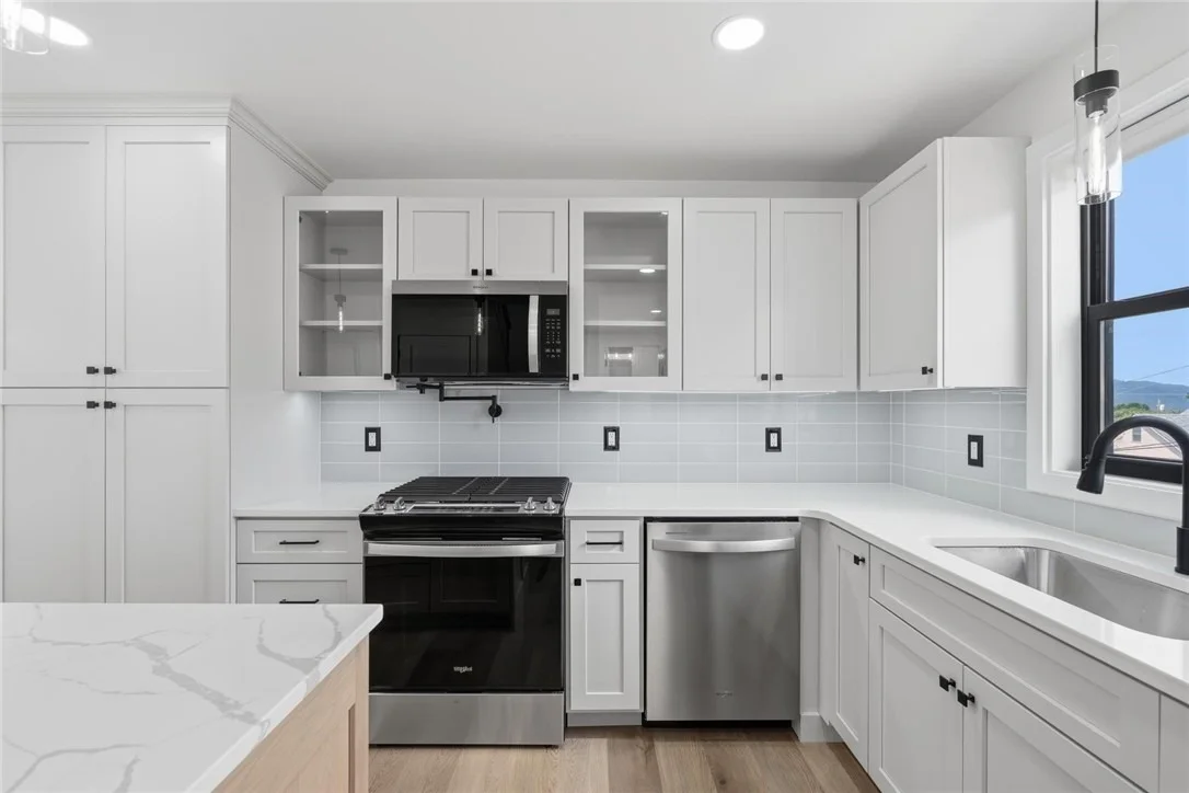 Photo of 517 Harmony Rd