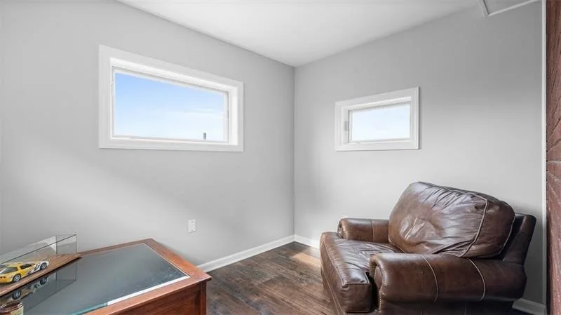 Photo of 347 BAILEY AVE