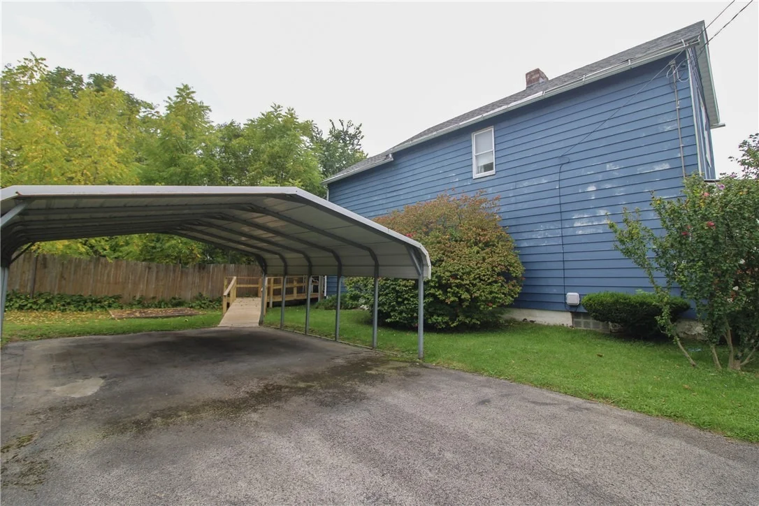 Photo of 760 Division St