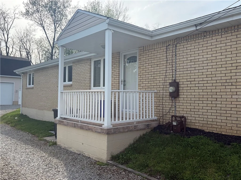 Photo of 120 Crestview Mnr