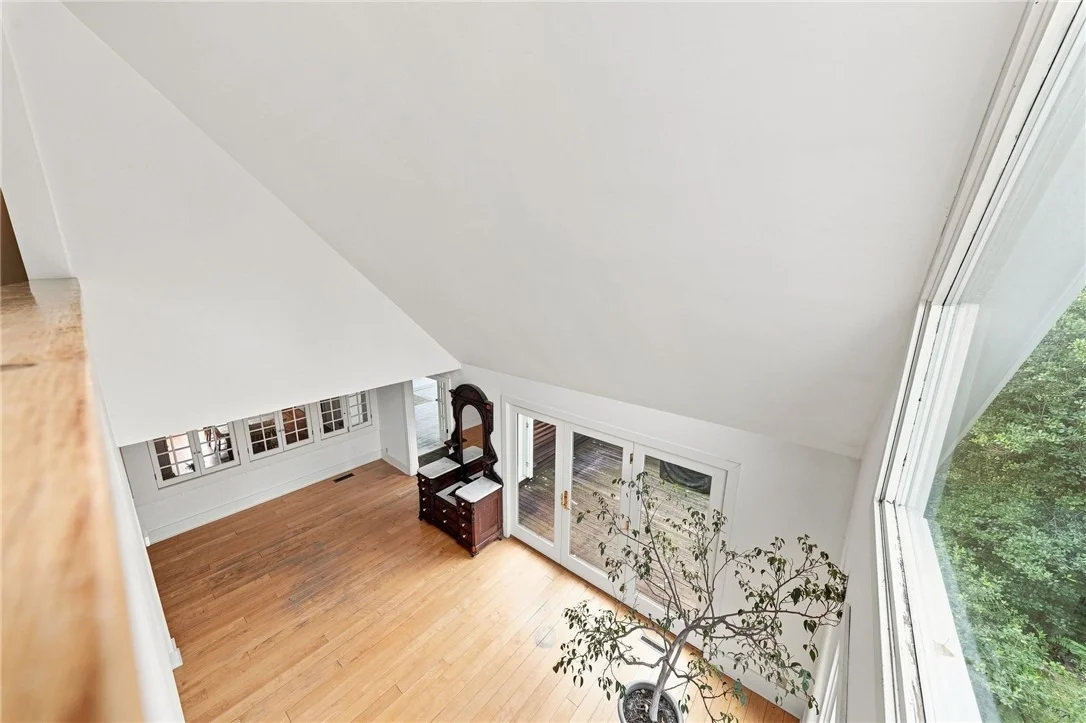 Photo of 2359 James Drive
