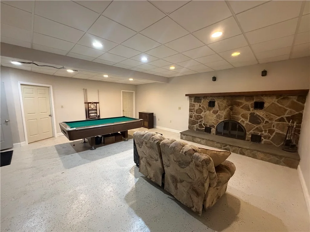 Photo of 902 Central Dr