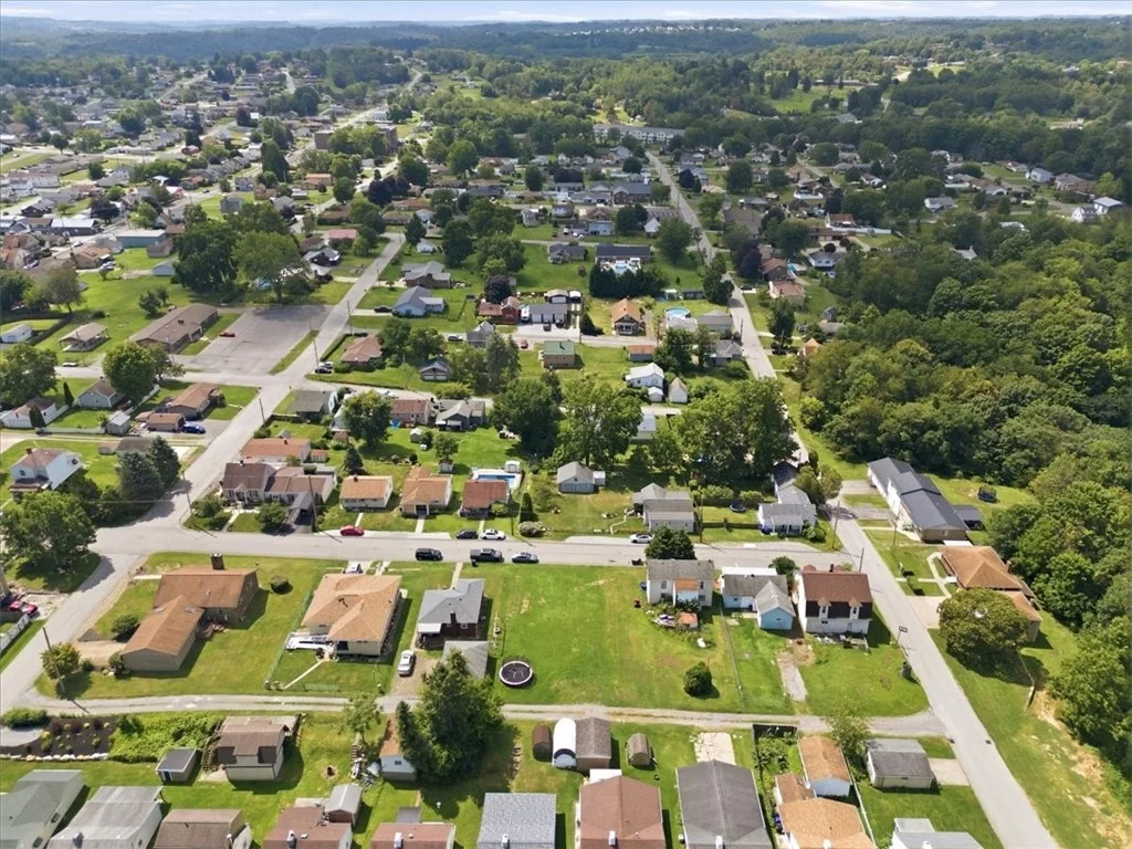Photo of 615 Kaye Ave