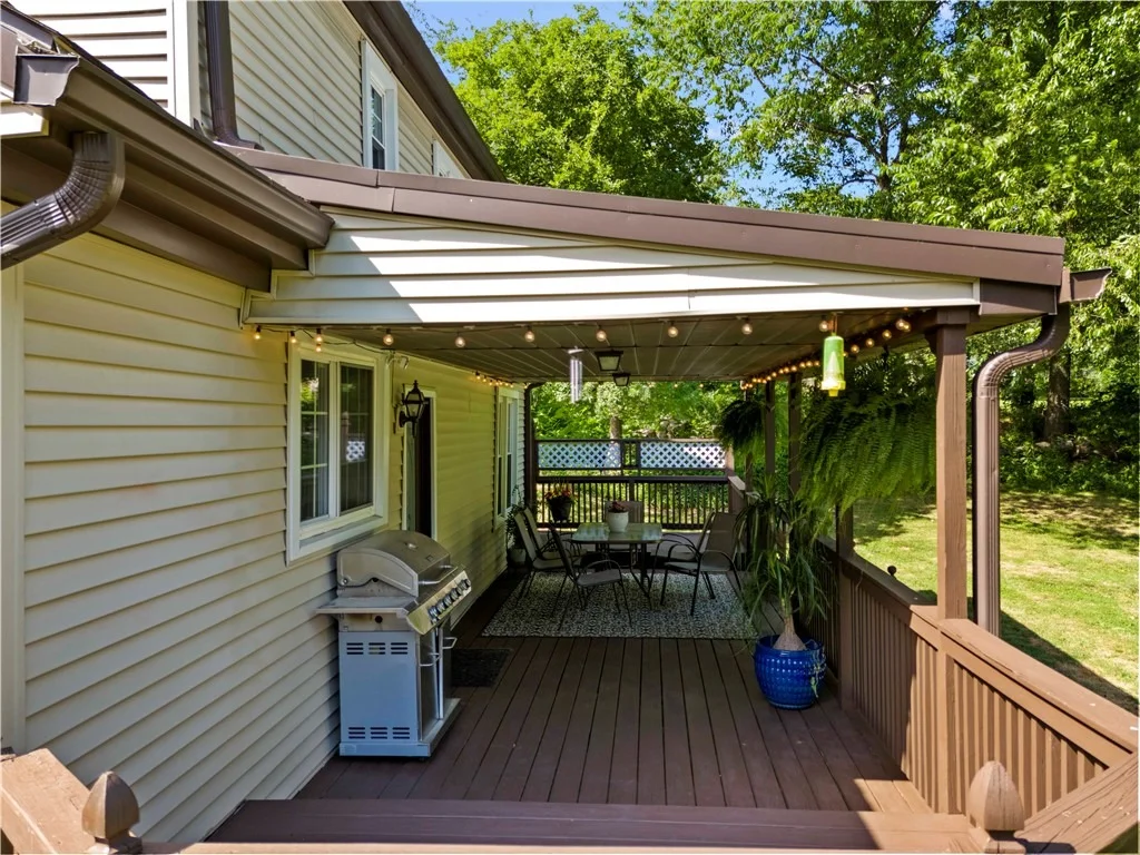 Photo of 860 E Mcmurray Rd