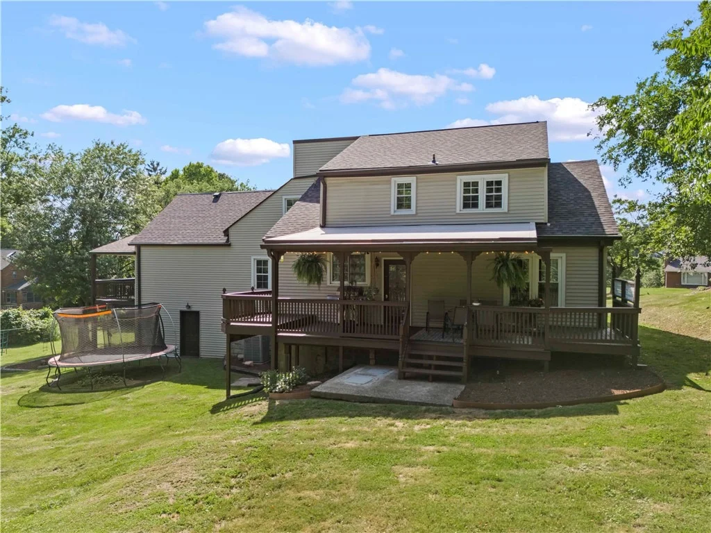 Photo of 860 E Mcmurray Rd