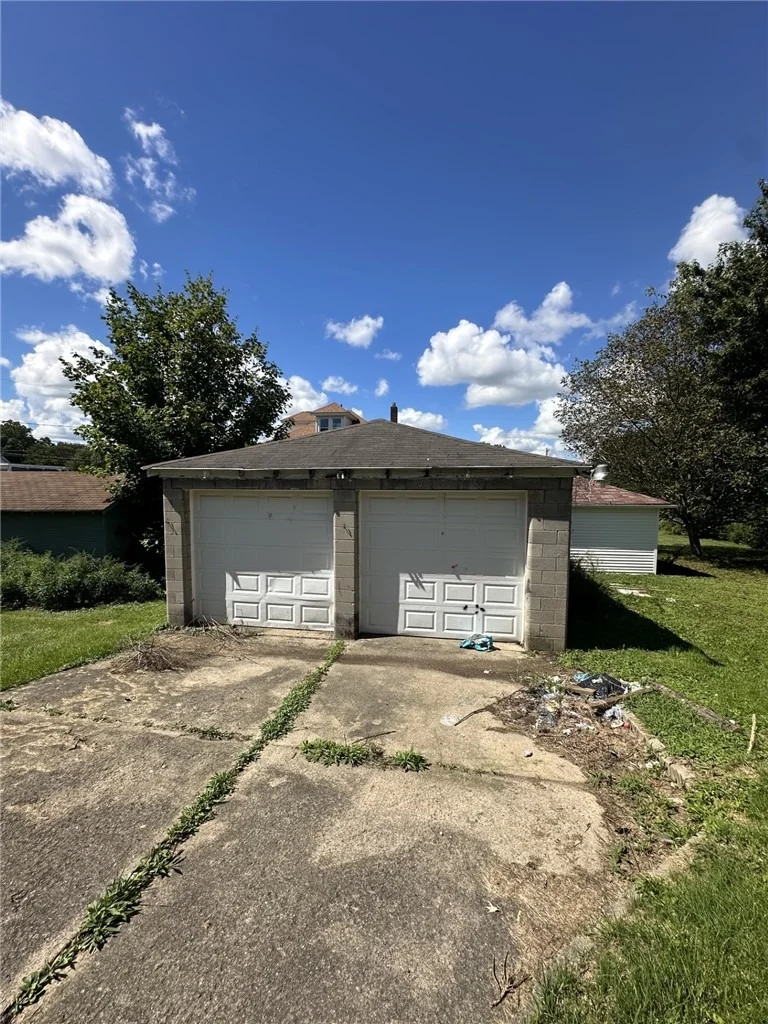 Photo of 344 Shenango Blvd