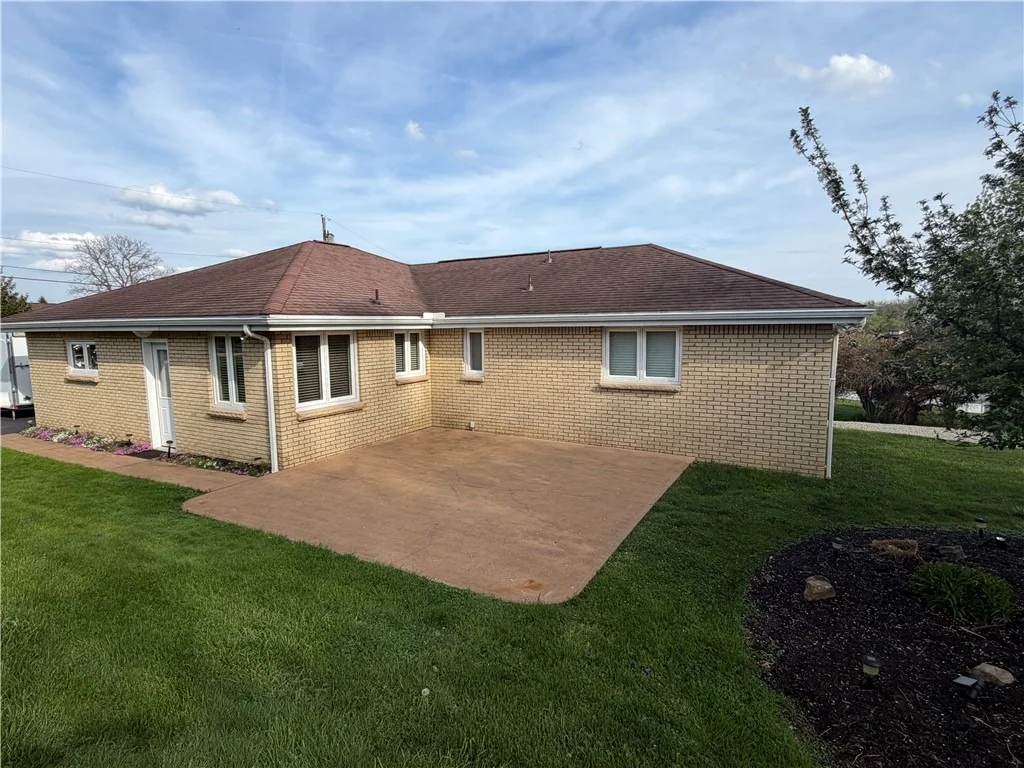 Photo of 120 Crestview Mnr