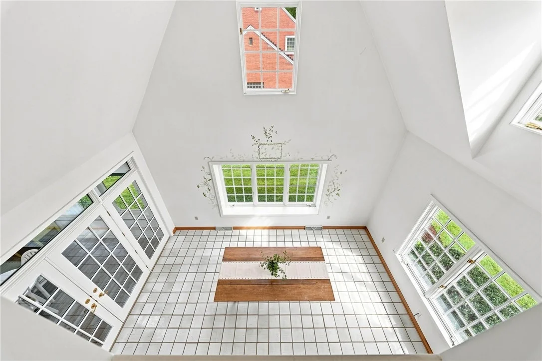 Photo of 2359 James Drive