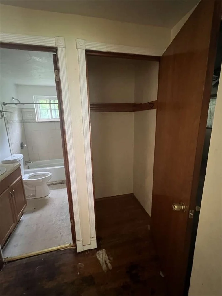 Photo of 109 Webster Dr